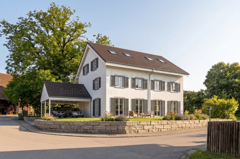 Modernes Doppeleinfamilienhaus mit Dorfcharme in Obfelden ZH (1)