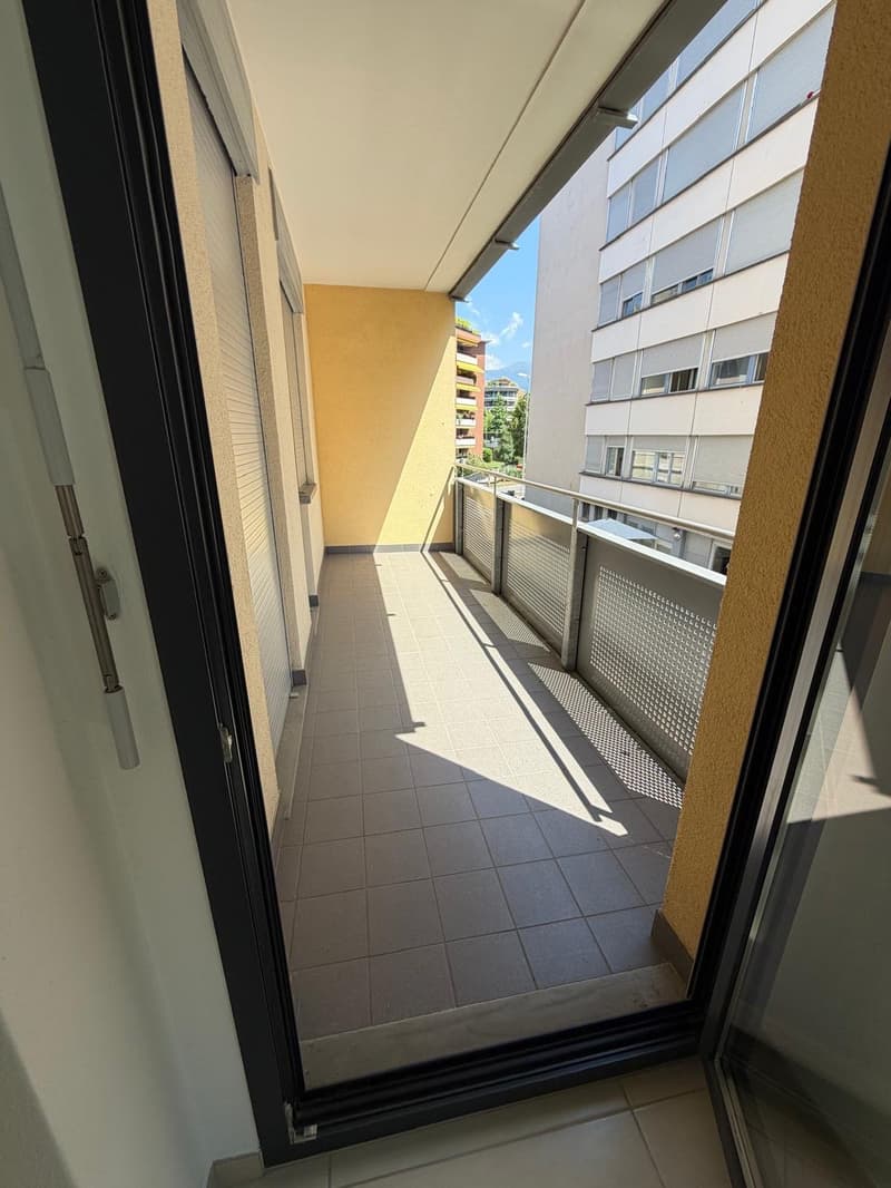 Helles 4.5-Zimmer-Apartment mit Balkon in Lugano – sofort verfügbar (7)