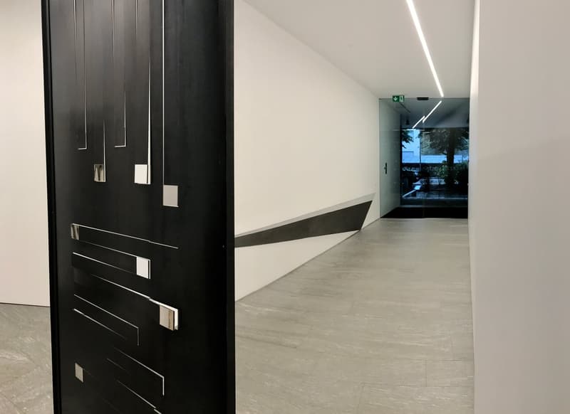 Nouveau bureau de 2,5 pièces avec climatisation au cœur de Chiasso (2)