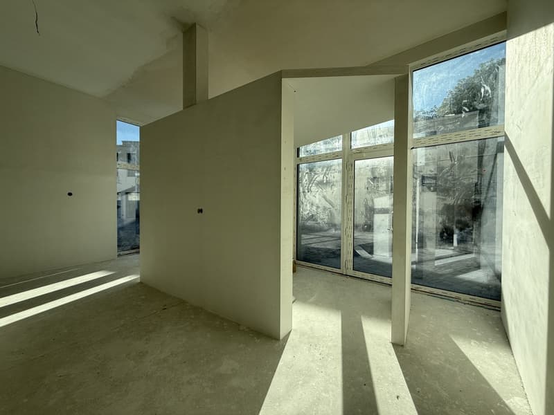 Commercial/Office Space (4)