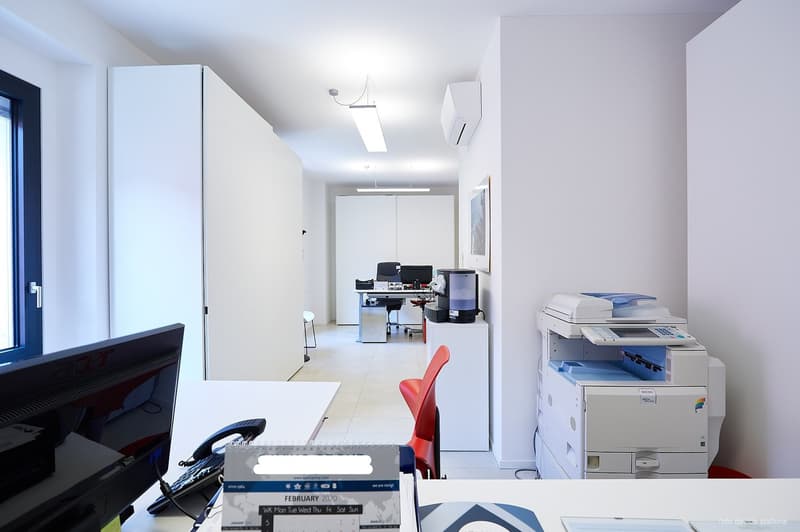 CHIASSO – STRATEGISCH GÜNSTIGE LAGE, 3,5 ZIMMER, AUCH BUROGEBRAUCH MÖGLICH (2)