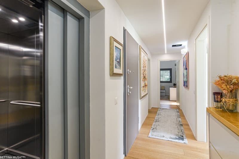 VACALLO – PENTHOUSE EXCLUSIF AVEC TERRASSES PANORAMIQUE ET JACUZZI DANS UN EMPLACEMENT PRESTIGIEUX (9)