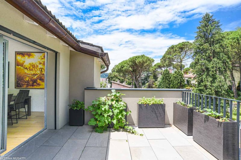 VACALLO – PENTHOUSE EXCLUSIF AVEC TERRASSES PANORAMIQUE ET JACUZZI DANS UN EMPLACEMENT PRESTIGIEUX (8)