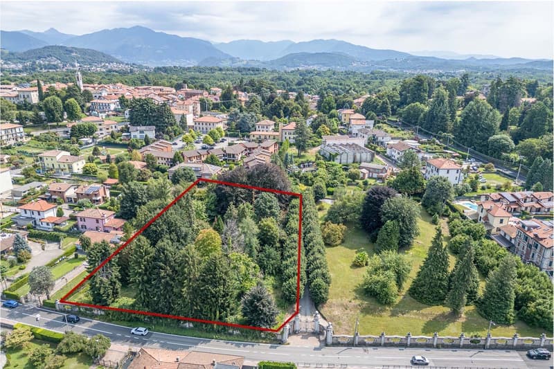 ALBIOLO - STYLE ET FONCTIONNALITÉ : VILLA INDÉPENDANTE AVEC CARACTÈRE UNIQUE ET TERRAIN CONSTRUCTIBLE (11)