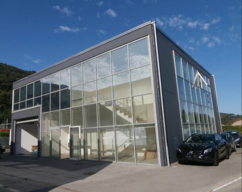 BALERNA – INDUSTRIEIMMOBILIE IN OPTIMALER LOGISTISCHER LAGE