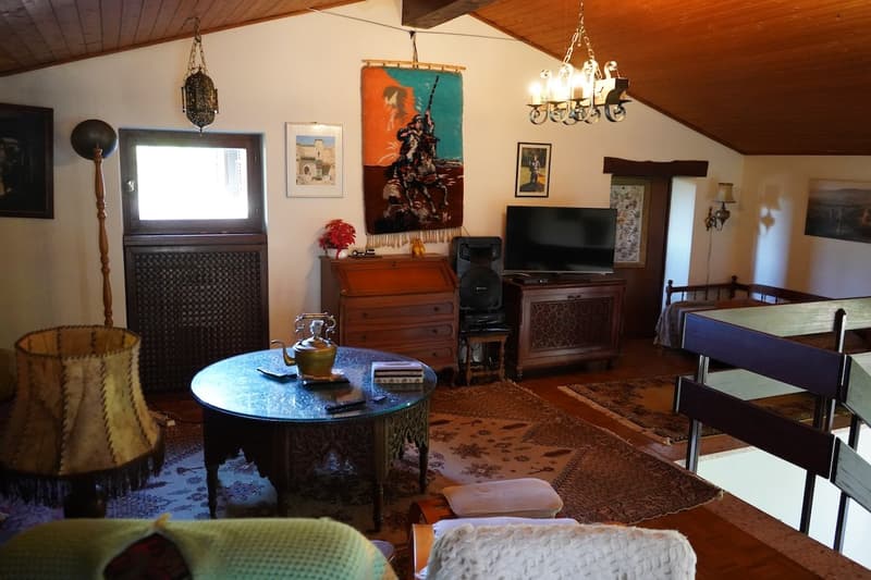 Maison dans un quartier privilégié (15)