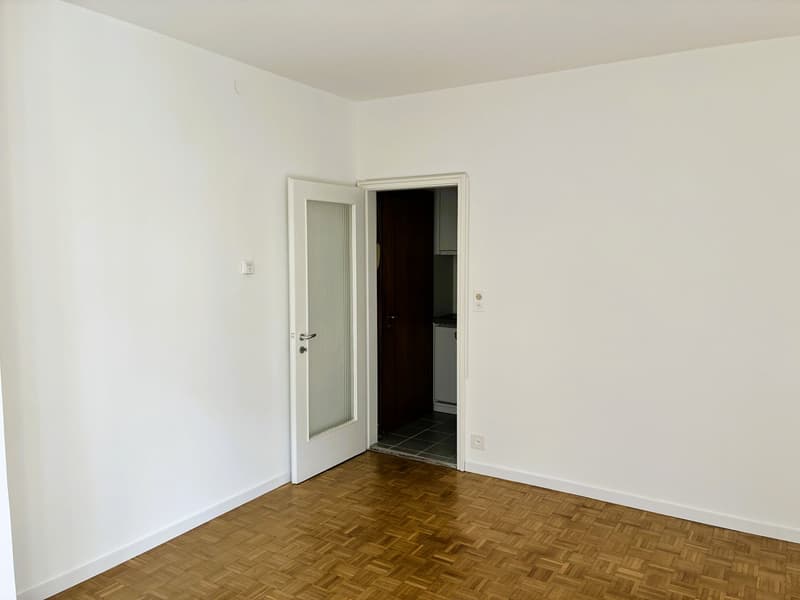 MONOLOCALE A LUGANO-CASSARATE (2)