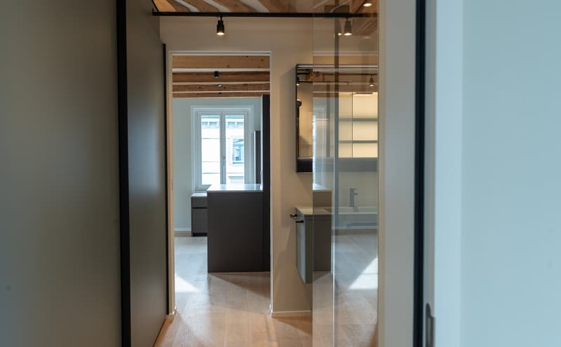 Exclusive 3.5-room attic apartment in Rosengarten – Historic charm meets modern design (5)