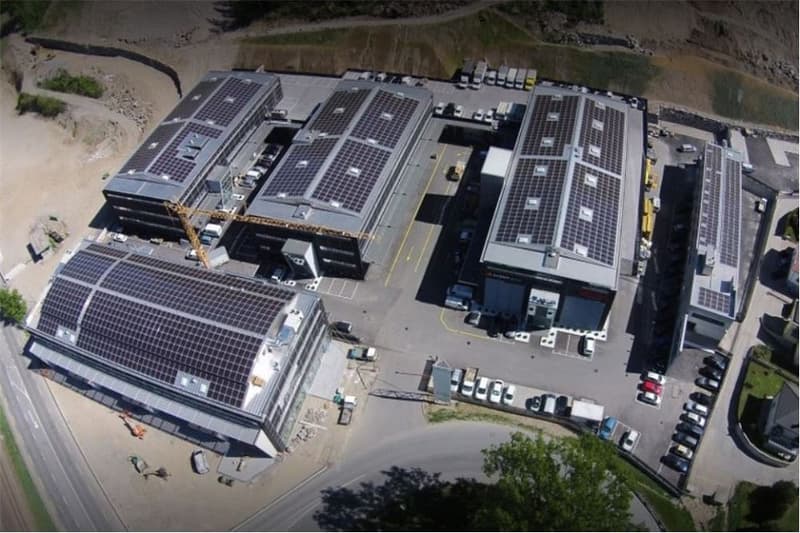 Ampi spazi commerciali nel Centro CAST-CASTIONE (2)