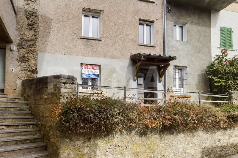 Valcolla - Unica e rara casa nel nucleo con progetto di ristrutturazione. Anche per vacanza! (2)