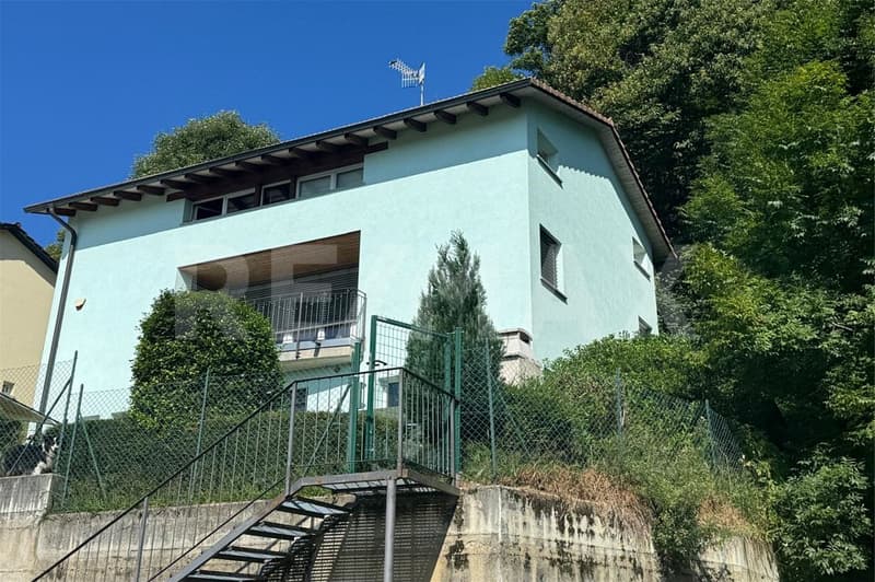 Casa unifamiliare a Miglieglia  residenza primaria immersa nella natura (2)