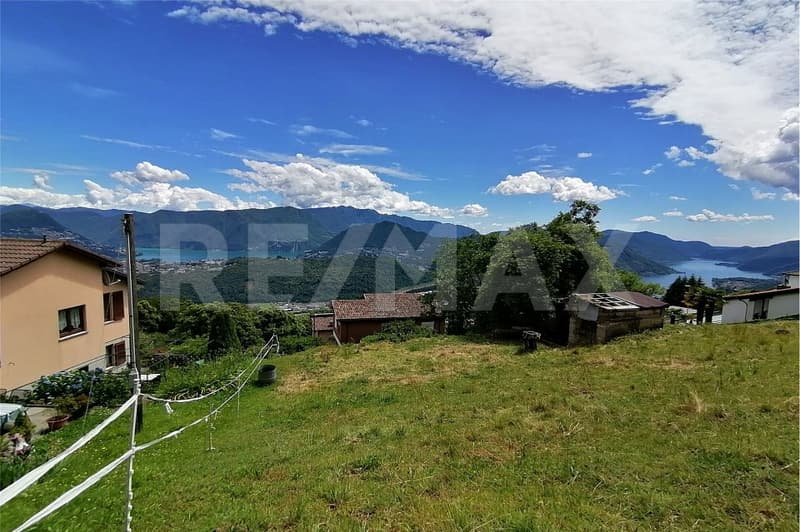 SUPER OFFERTA!! AMPIO TERRENO EDIFICABILE CON VISTA LAGO (2)