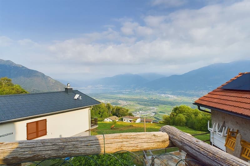 Caloroso e accogliente rustico di montagna con vista sul Lago Maggiore (1)