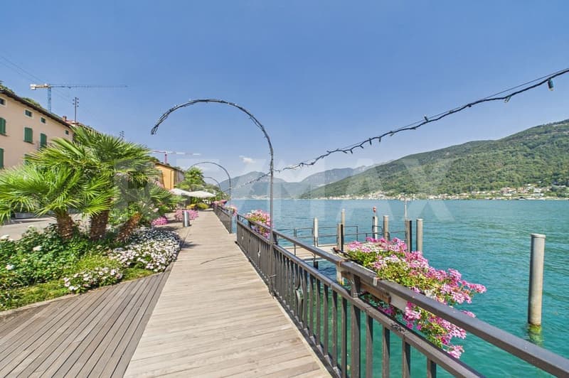 MORCOTE - Casa di nucleo a pochi passi dal lago (1)