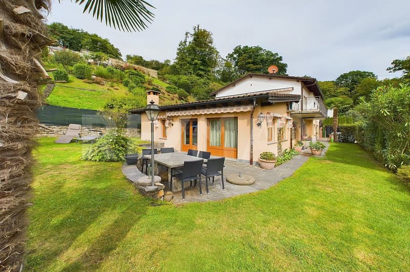 Una villa. Quattro modi di viverla. Anche residenza di vacanza. (1)