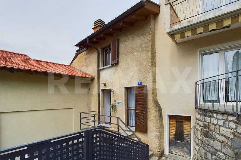 Spaziosa e confortevole casa di nucleo ad Albonago (1)