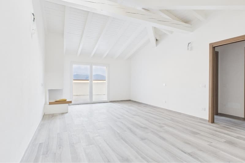 Appartamento di nuova costruzione con terrazzo panoramico (Italia) (2)