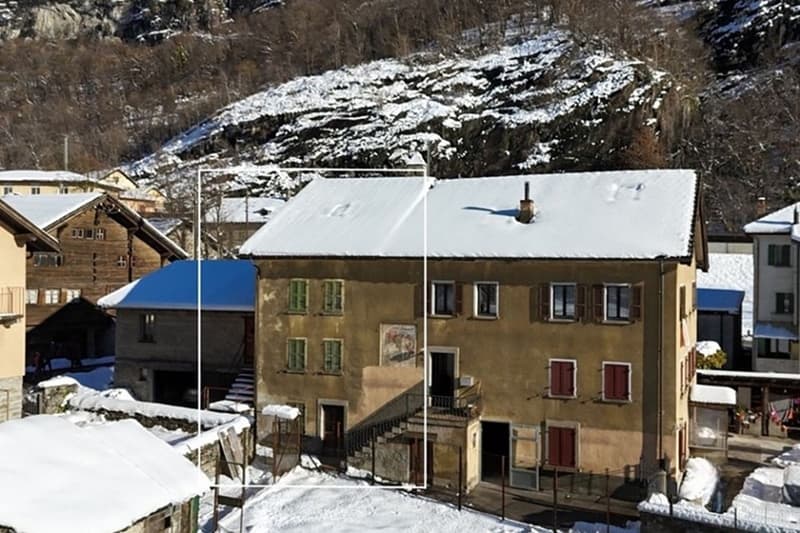Per gli amanti delle ristrutturazioni. Fai rivivere una tipica casa ticinese (2)