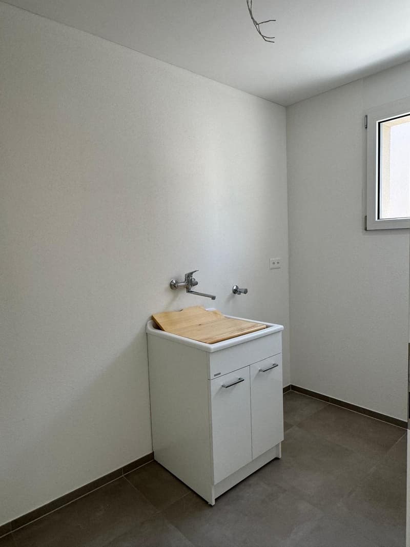 3728 BELLINZONA - 2 x 2.5 LOCALI A REDDITO - RECENTE COSTRUZIONE BUONA POSIZIONE (5)