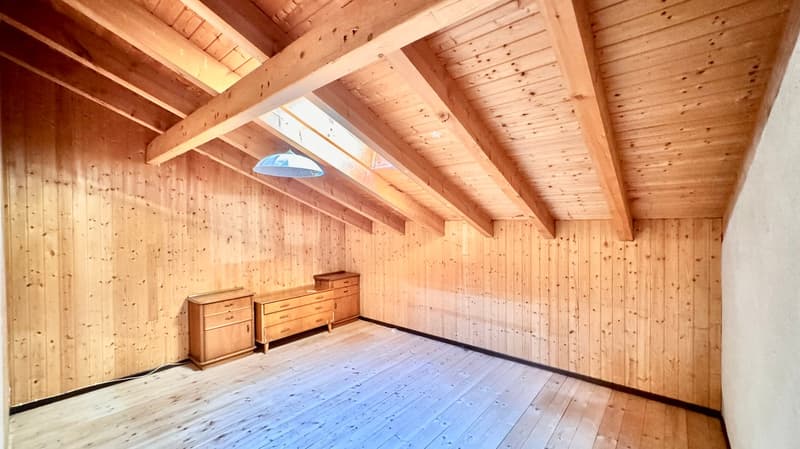 Rif. 2018 TESSINISCHES DOPPELHAUS - GROßES POTENZIAL IN DER GRÜNEN LAGE MIT AUTOBOX (10)