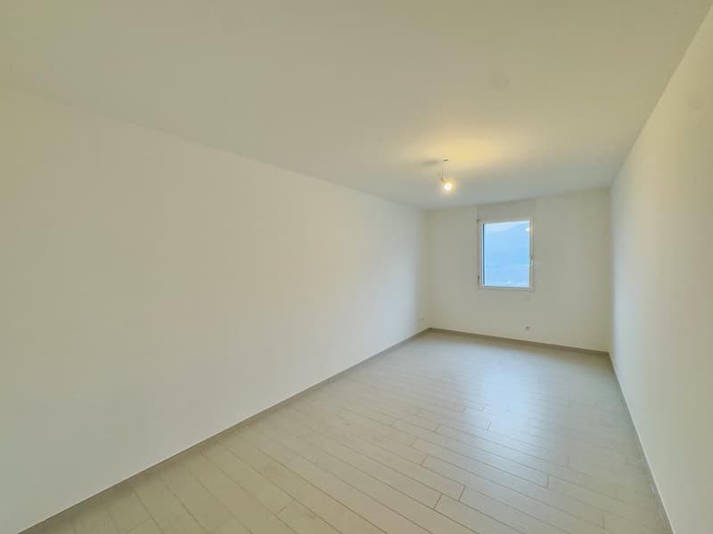 Rif. 3784  A SOLI 2 KM DAL CENTRO DI LUGANO - MODERNO APPARTAMENTO CON VISTA PANORAMICA (15)