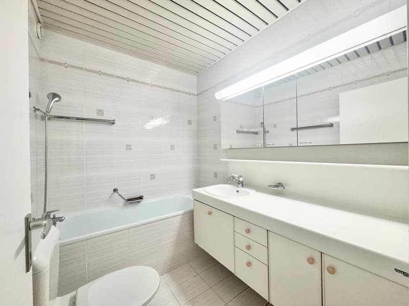 3777 - HELLES DOPPELWINKELWOHNUNG – AUCH ALS ZWEITWOHNSITZ GEEIGNET – COLLINA D'ORO (14)