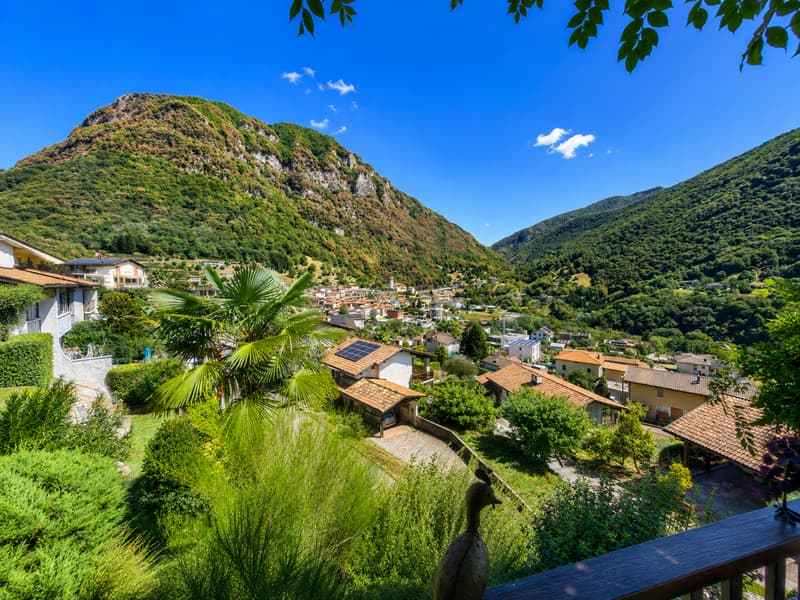 2027 "UN ANGOLO PANORAMICO NEL CUORE DEL TICINO" (3)