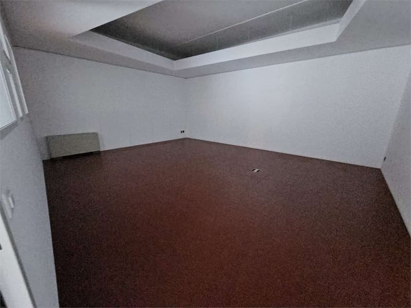 Sant'Antonino, 250 sqm office for rent + adjacent warehouses (7)