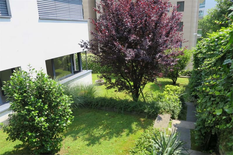 Appartement particulier avec jardin (13)