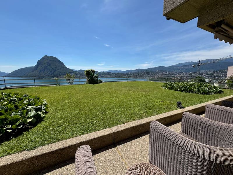 Appartamento vista lago con giardino (11)