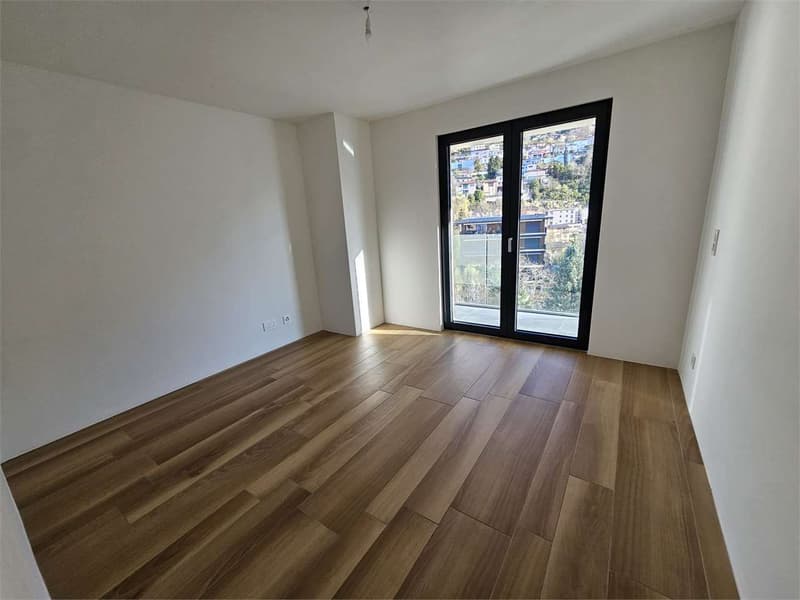 Vacallo, appartement 4,5 pièces avec terrasse (10)