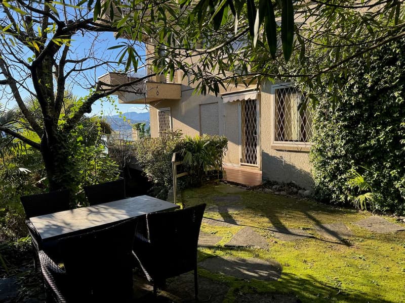 Appartamento vacanze con vista lago e giardino (10)