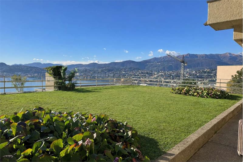 Appartamento vacanze con vista lago e giardino (3)