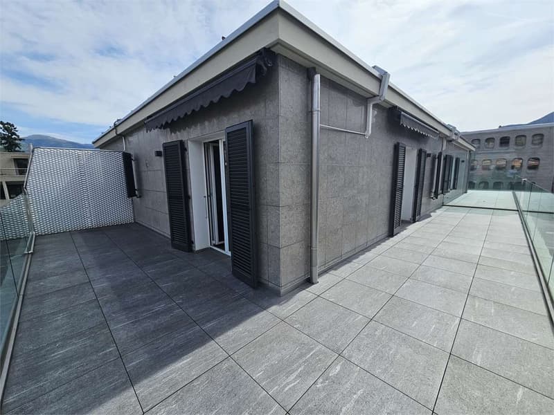 Lugano centro, affitto ufficio di 2.5 locali (2)
