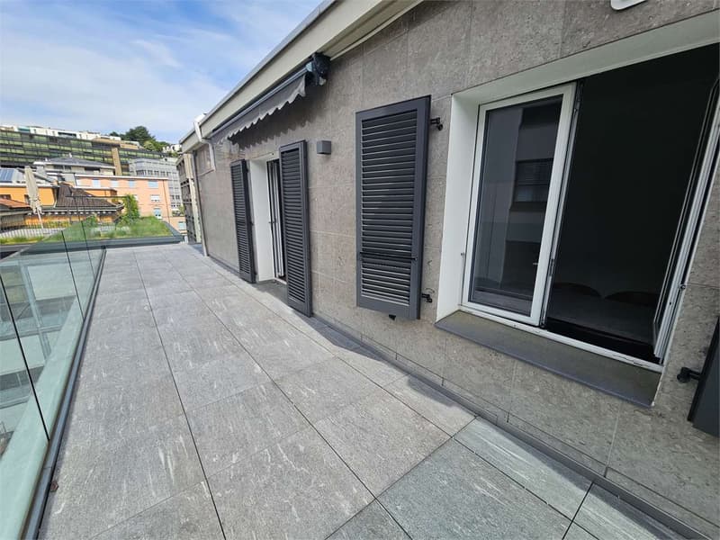 Lugano centro, affitto ufficio di 2.5 locali (3)