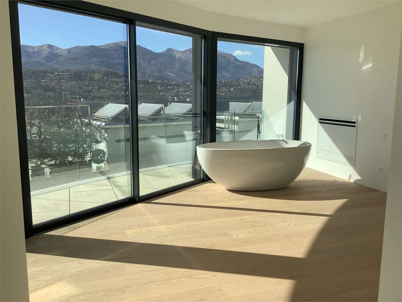 Lugano Albonago, villa moderne avec piscine et vue sur le lac (12)