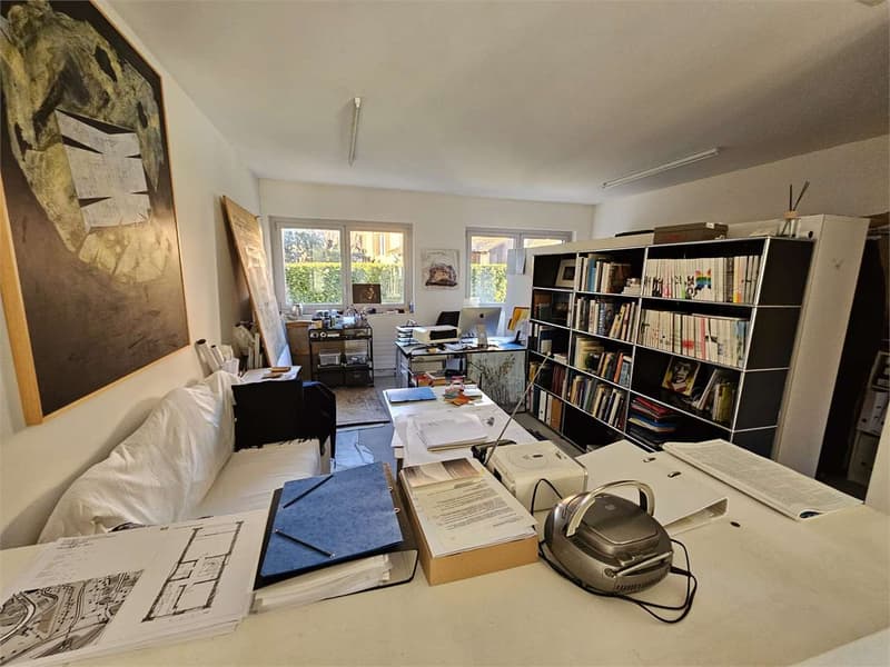 Lugano, spacious 4.5-room apartment with private garden (9)