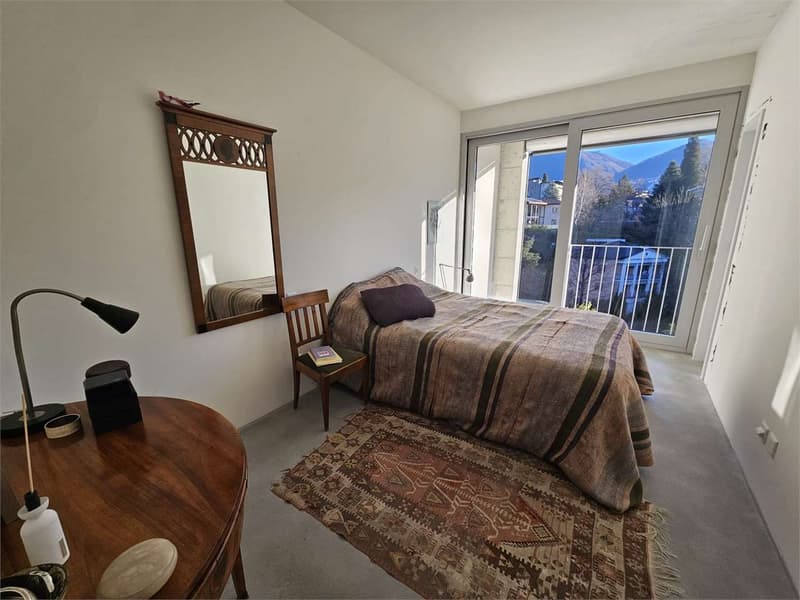 Lugano, spacious 4.5-room apartment with private garden (11)