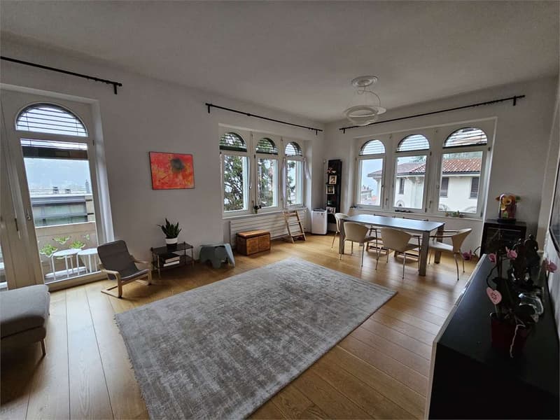 Lugano centre-ville, duplex 5.5 pièces dans une villa d'époque (4)