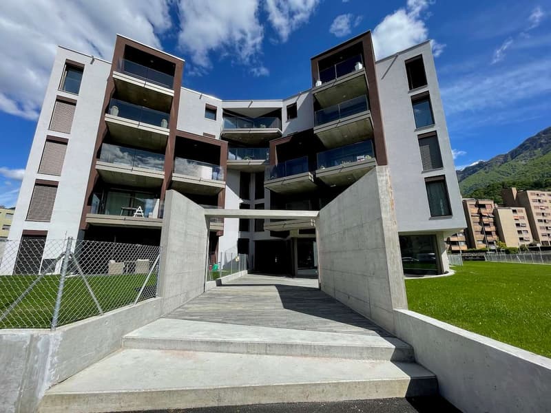 Giubiasco, affitto 3.5 locali con terrazzino (2)