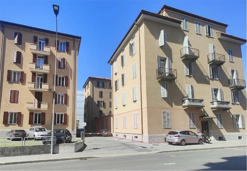Lugano Centro, Spazio commerciale di 308 m² con uffici e area produtti (2)