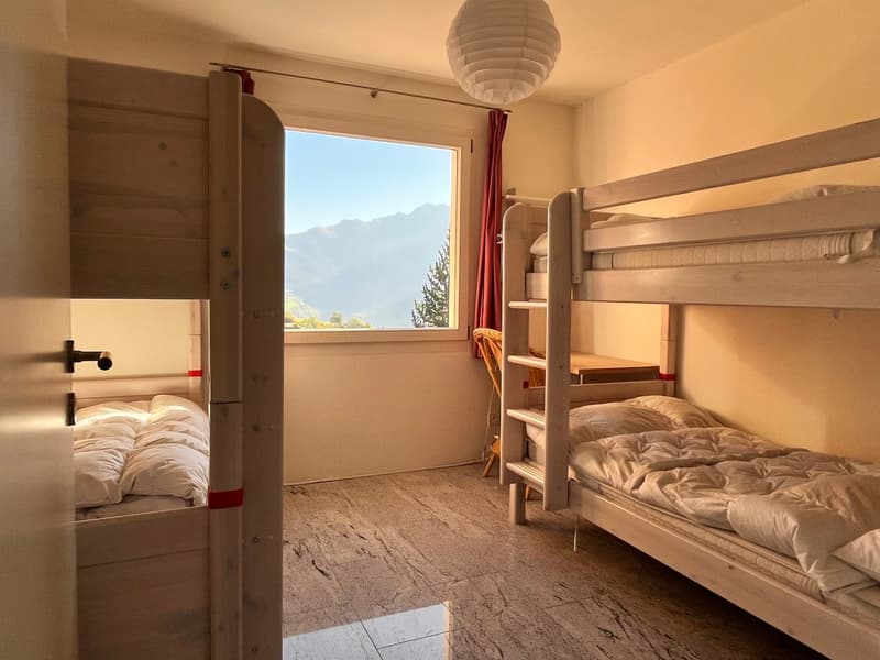 5.5-Zimmerwohnung an sehr ruhiger Lage in Vella (Skigebiet) (1)