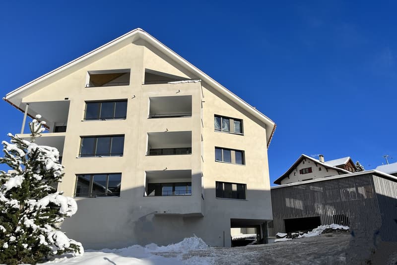 Neue 3.5-Zimmerwohnung im Skigebiet Obersaxen (Zweitwohnsitz) (5)