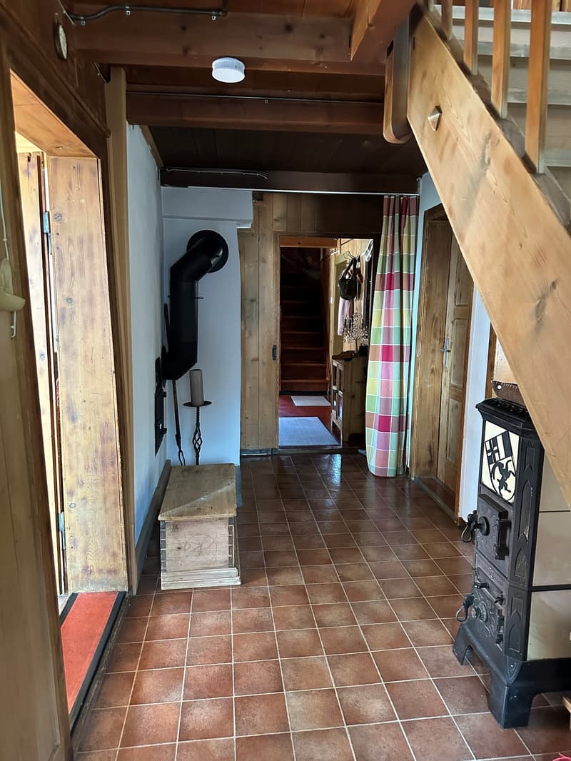 Casa colonica con due fabbricati e panorama montano a Rabius (17)