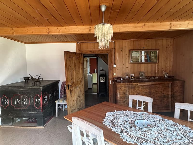 Casa colonica con due fabbricati e panorama montano a Rabius (15)