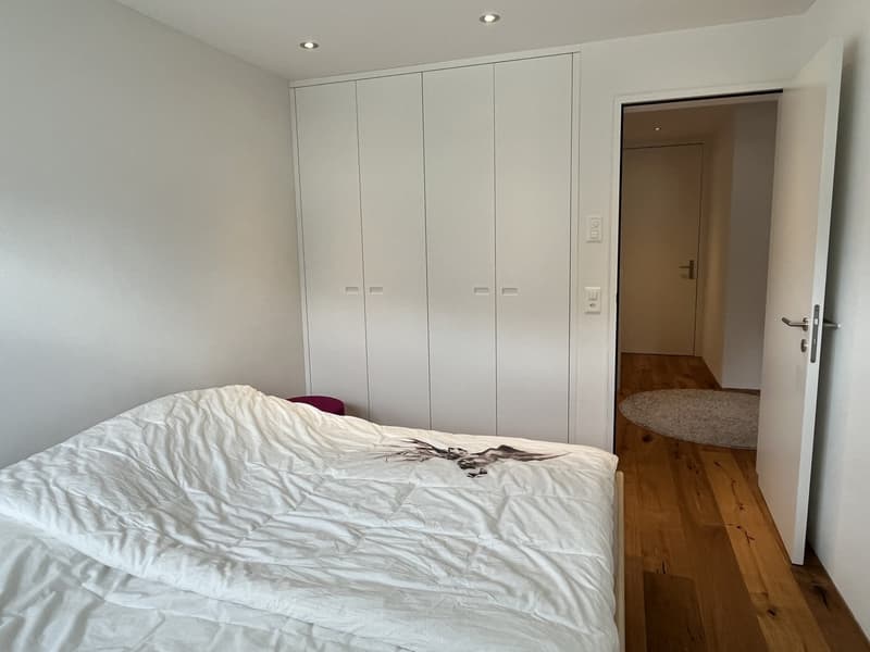 Modern 3.5-room apartment with a far-reaching view in Breil/Brigels (11)