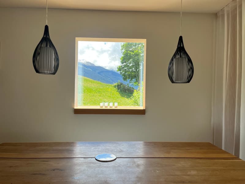 Modern 3.5-room apartment with a far-reaching view in Breil/Brigels (3)