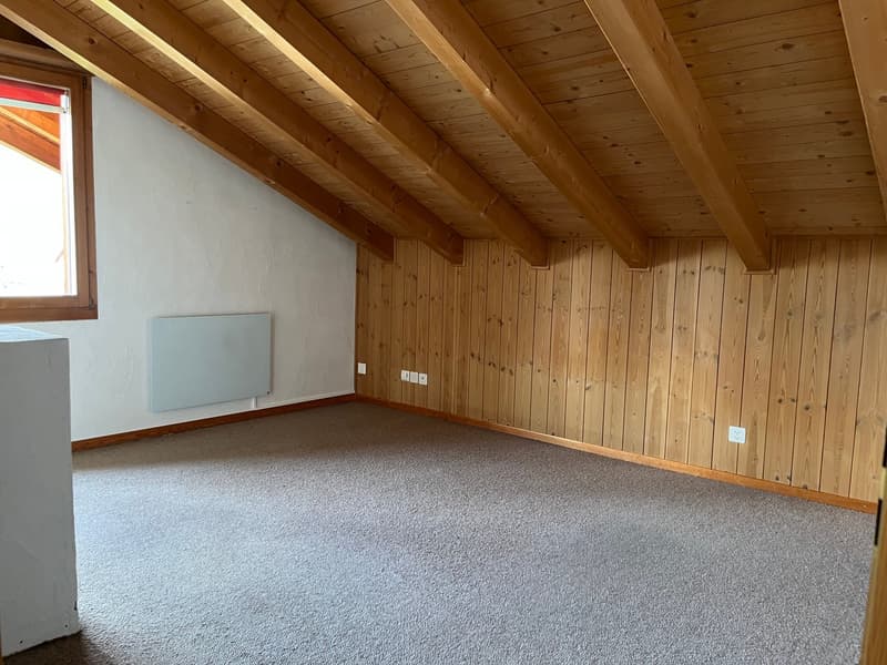 Deliziosa casa a schiera con studio a Laax (15)