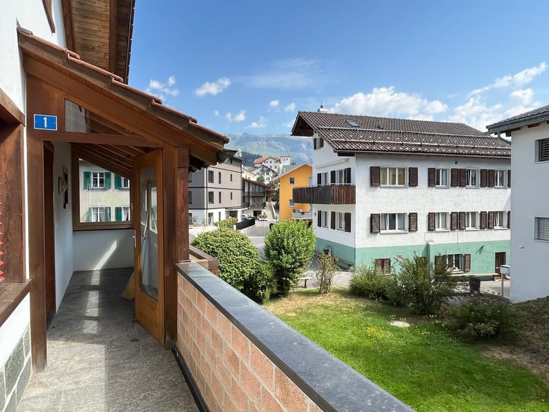 Deliziosa casa a schiera con studio a Laax (18)