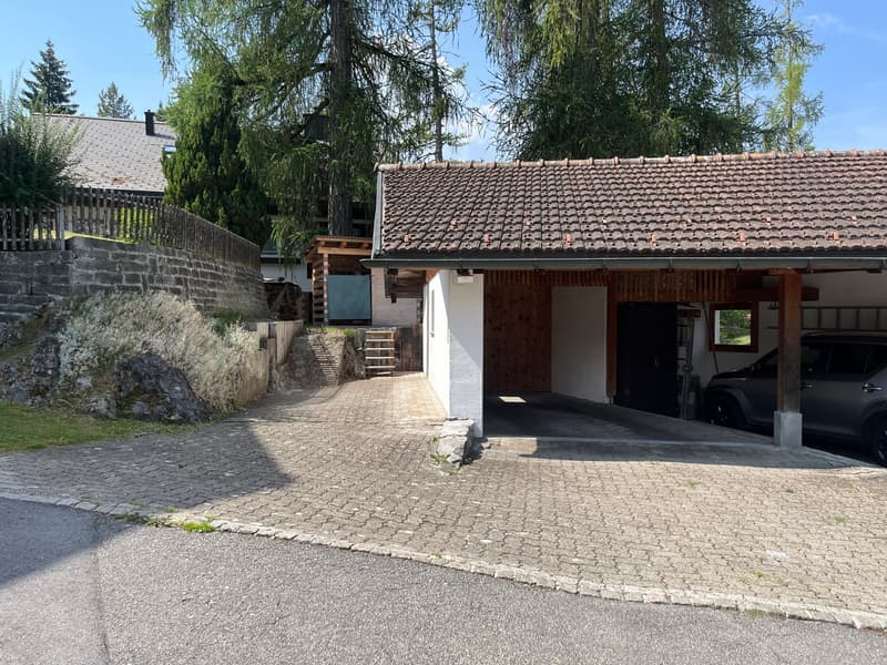 Deliziosa casa a schiera con studio a Laax (17)